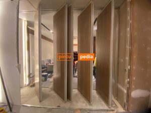 Partisi peredam suara