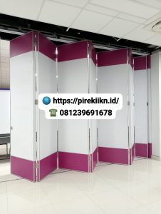 partisi geser ruang sekolah